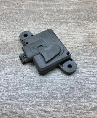 Opel Vectra B Airbag deployment crash/impact sensor 09136122 TJS0085542E