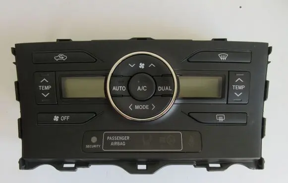 Toyota Auris 150 Climate control unit