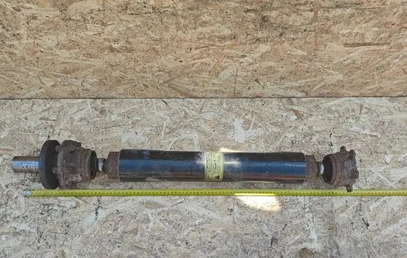 Mitsubishi Pajero Rear driveshaft/prop shaft