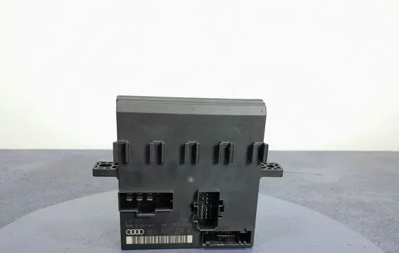 Audi A4 S4 B7 8E 8H Other control units/modules 8E0907279K
