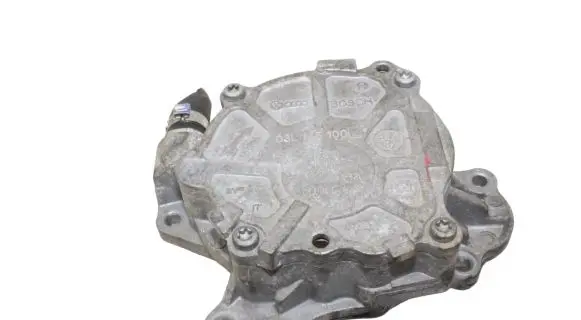 Audi A4 S4 B8 8K Vacuum pump 03L145100