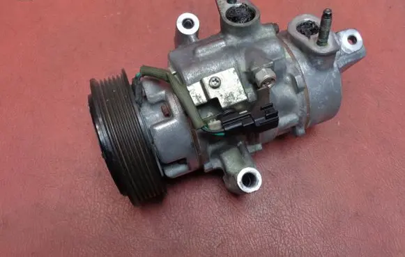 Ford Ka Air conditioning (A/C) compressor (pump) J2BH19D629AA