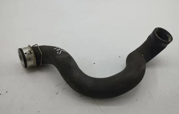Mercedes-Benz C W204 Engine coolant pipe/hose A2045013082