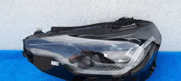 BMW 2 G42 Headlight/headlamp 8083635