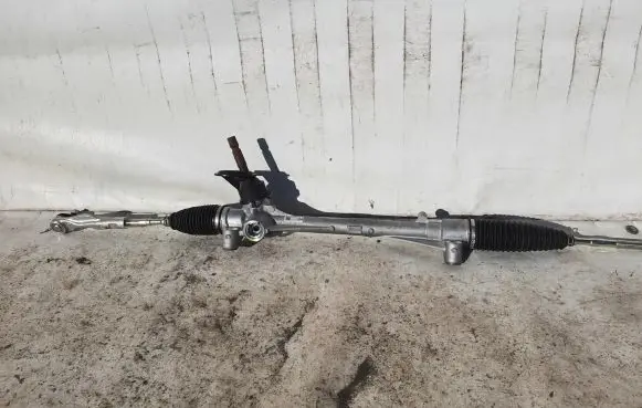 Toyota Yaris XP210 Steering rack