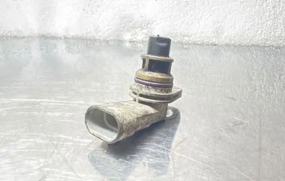 Opel Corsa D Camshaft position sensor 55201874 A377