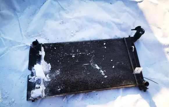 Toyota Corolla E120 E130 Coolant radiator 