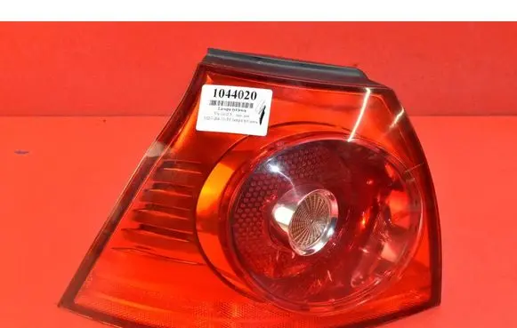 Volkswagen Golf IV Rear/tail lights 1K6945095AC