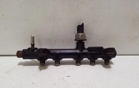 Ford Galaxy Fuel main line pipe 9674300080 94675G01 28285170