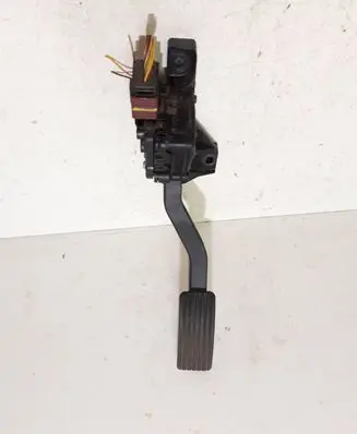 Mitsubishi Colt Accelerator throttle pedal A4543000304 6PV00886600 MN125792