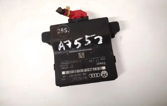 Volkswagen Golf V Door control unit/module 1k0907530f 1k0907951