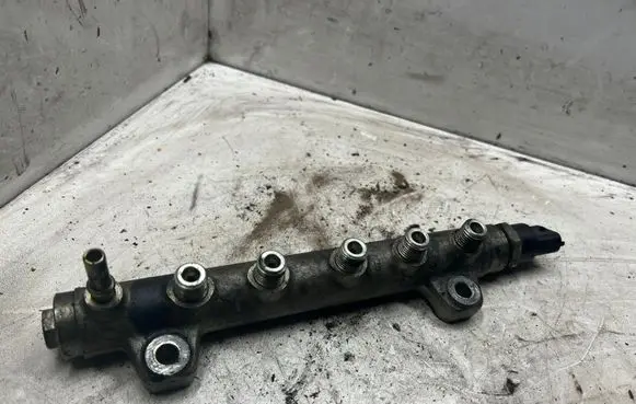 Renault Espace - Grand espace IV Fuel main line pipe 8200347593