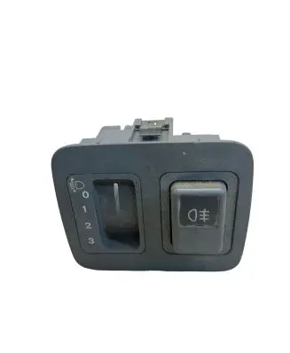 Honda HR-V Fog light switch M18417