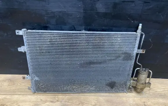 Volvo XC70 A/C cooling radiator (condenser) 30676414