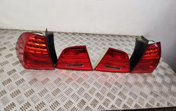 BMW 3 E90 E91 Rear/tail lights set 7289431 7289433 7289432