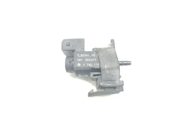 BMW 7 F01 F02 F03 F04 Vacuum valve 722341001 1742712 09T271