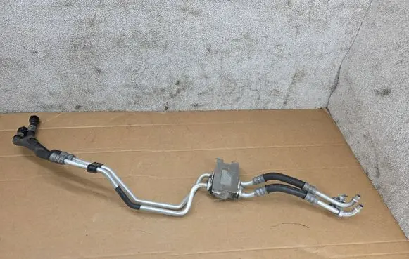 BMW M2 F87 Gearbox oil cooler pipe/hose 7592723