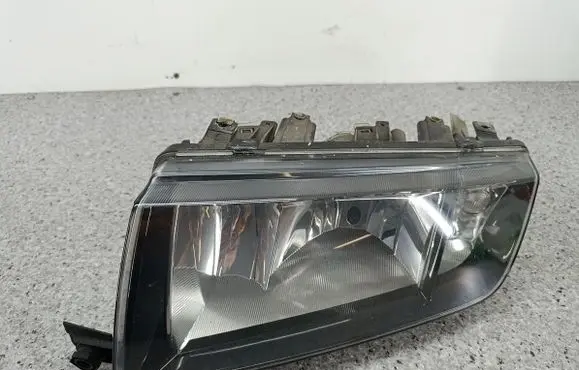 Skoda Fabia Mk1 (6Y) Headlight/headlamp 246365