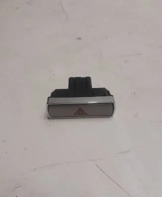 Ford Mondeo MK IV Hazard light switch 6m2t13a350