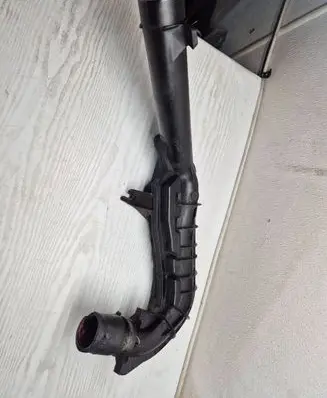 Volvo V70 Intercooler hose/pipe 6G916K683AF