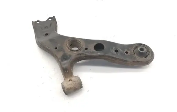 Toyota RAV 4 (XA20) Front lower control arm/wishbone