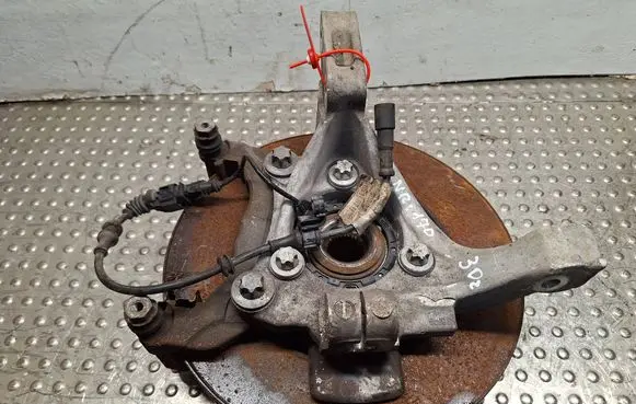 Opel Vectra C Front wheel hub spindle knuckle S25056170 6699R