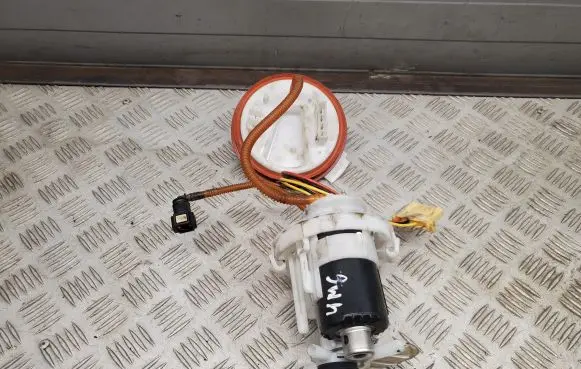Audi Q7 4M In-tank fuel pump 4M0919087F
