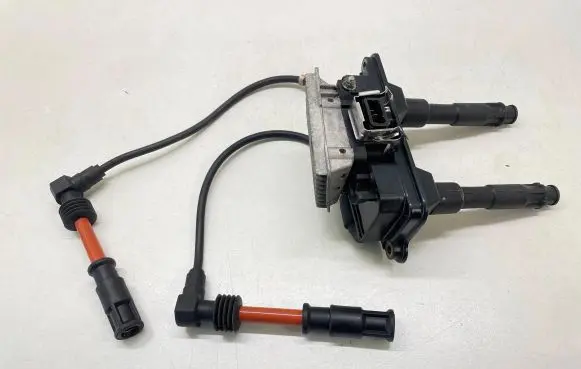 Audi A4 S4 B5 8D Ignition amplifier control unit 5DA358057551