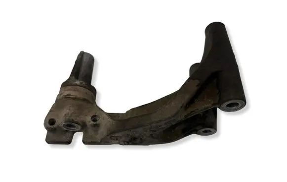 Volkswagen Transporter - Caravelle T6 Engine mounting bracket 04L199207E
