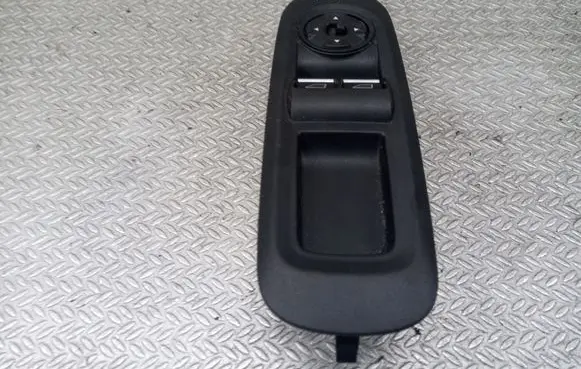 Ford Mondeo MK IV Electric window control switch