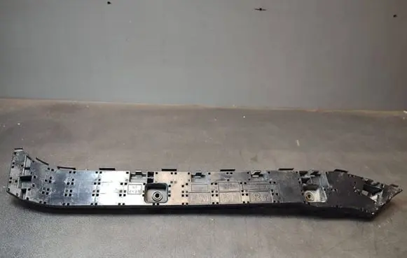 Subaru Forester SJ Front bumper mounting bracket NF4H9H