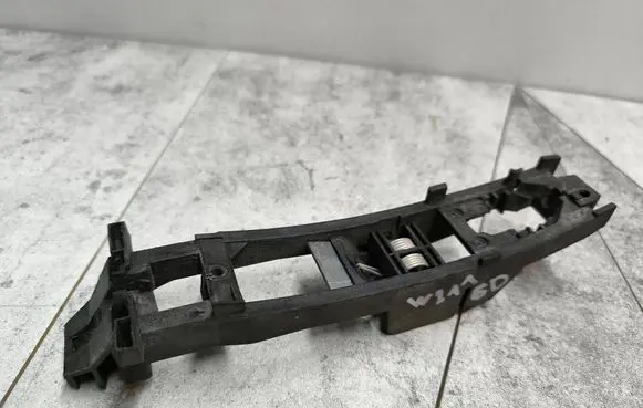 Mercedes-Benz E W211 Rear door exterior handle/bracket 