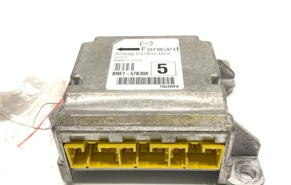Mazda 3 II Airbag deployment crash/impact sensor BRE7-57K30A