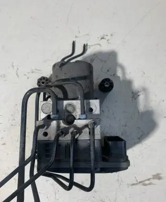 BMW 7 F01 F02 F03 F04 ABS Pump 6795069