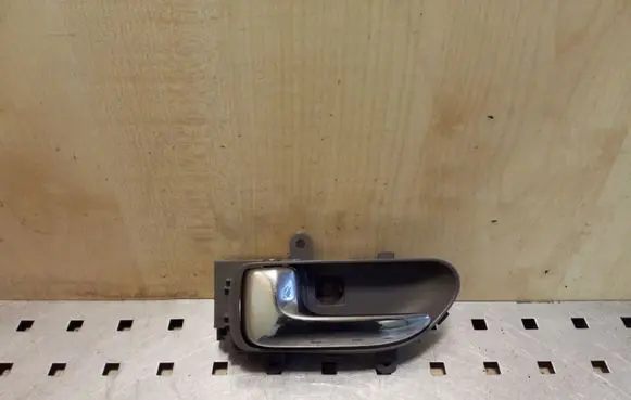 Nissan X-Trail T31 Rear door interior handle