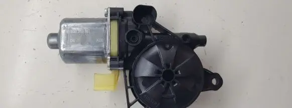 Audi A3 S3 8V Rear door window regulator motor 5Q0959801