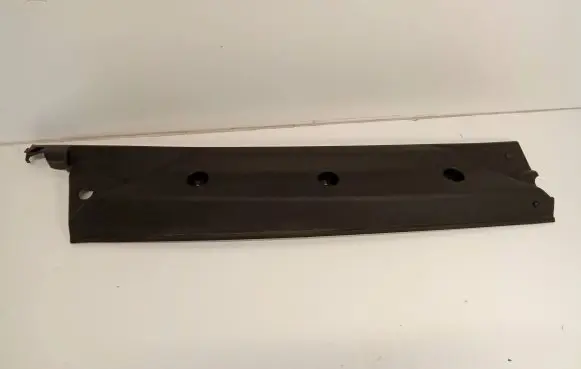 Iveco Daily 6th gen Wiper trim 5801918265