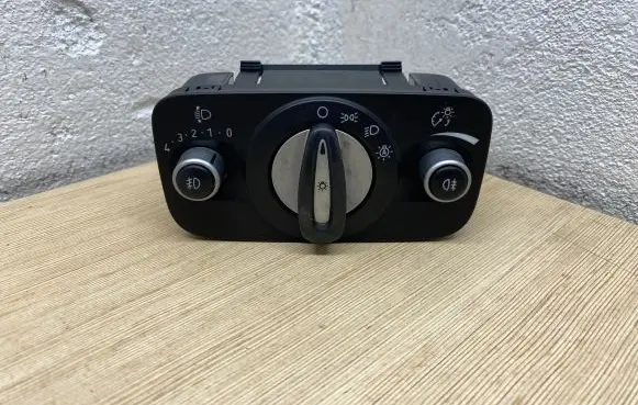 Ford Mondeo MK IV Light switch AG9T13A024CC 19099405