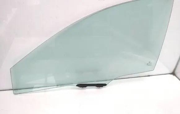 Honda CR-V Front door window glass four-door 43R00050 DOT24M62AS2