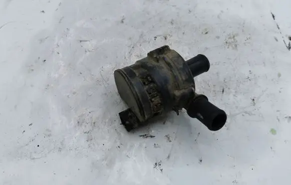 Nissan X-Trail T31 Electric auxiliary coolant/water pump PAD12V