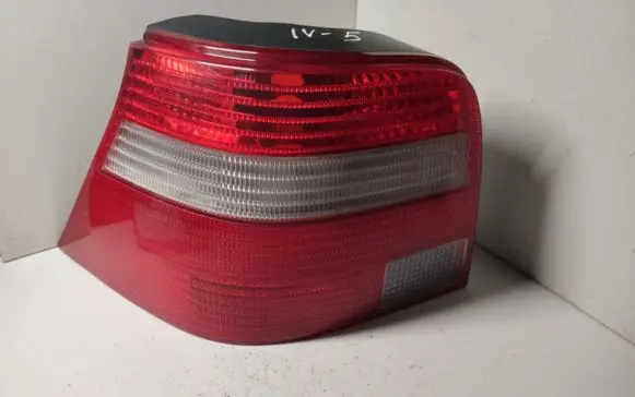 Volkswagen Golf IV Rear/tail lights 37750748 1J6945095BB 1J6945095BA