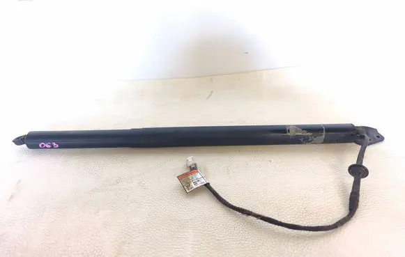 Hyundai Tucson TL Tailgate/trunk strut/damper 81780D3100