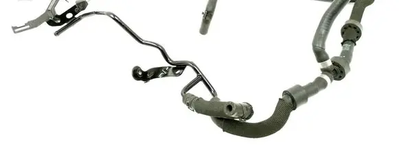 Engine coolant pipe/hose