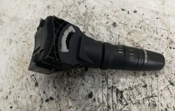 Nissan X-Trail T30 Wiper control stalk 252608H700