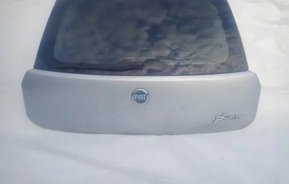 Fiat Grande Punto Tailgate/trunk/boot lid