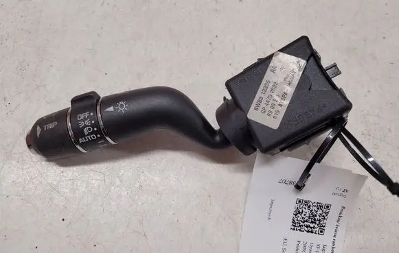 Jaguar XF Indicator stalk 8W8313335AA GW44702002