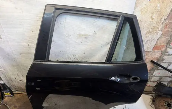 BMW X1 E84 Rear door