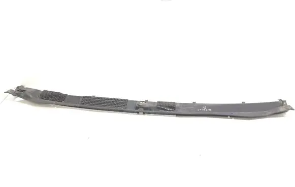 Mitsubishi Pajero Wiper trim MR416416