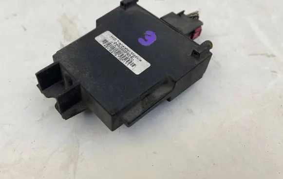 Chrysler 300 - 300C Light module LCM 04806086AE T48VX276700111