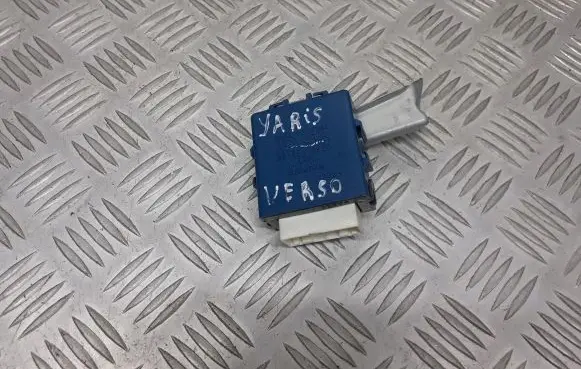Toyota Yaris Verso Central locking motor 85980-52051